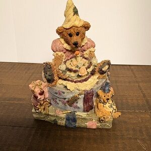 Boyds Bears Multicolor Figurine